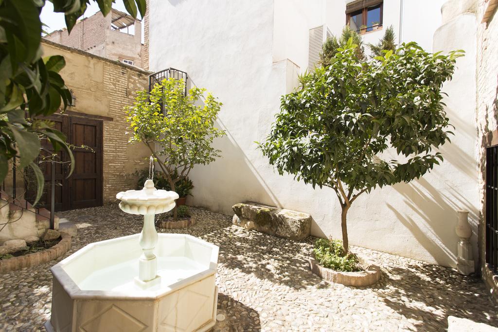 Apartamento Puerta Elvira Centro Free Parking Granada Exterior photo